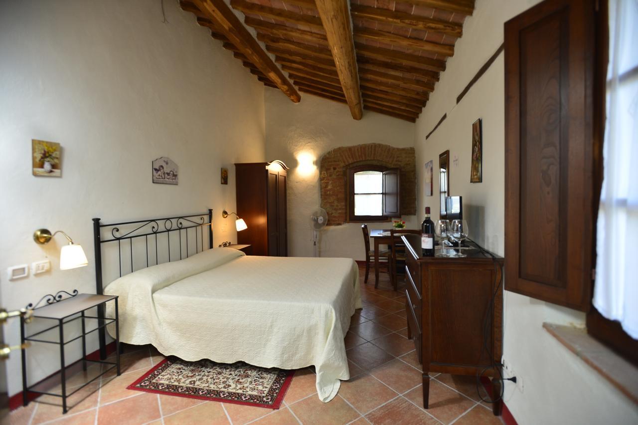 Agriturismo Malafrasca Siena Exterior foto